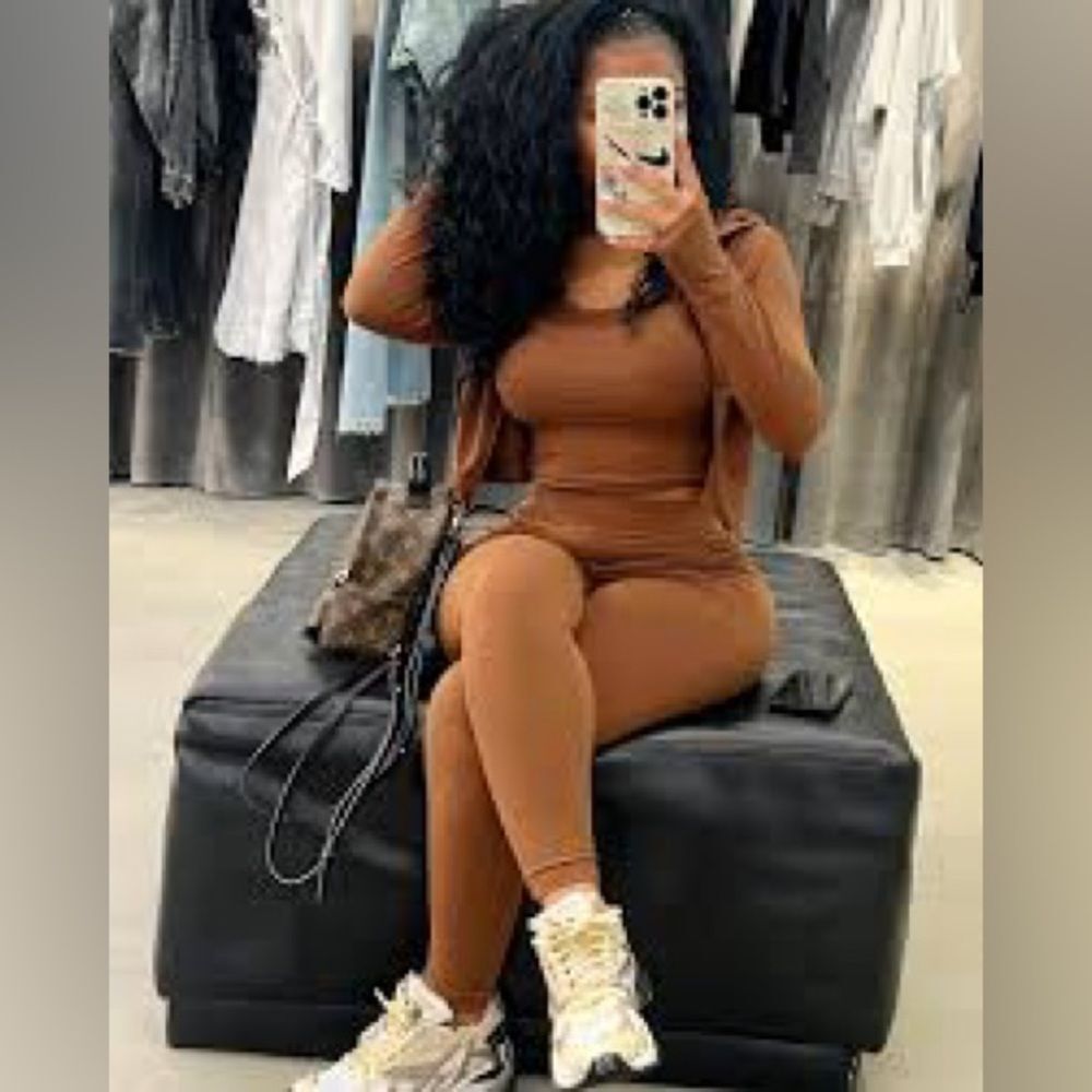 WAYDAMIN Sport 3 in 1 Set zip Up crop hoodie and leggings chocolate brown small